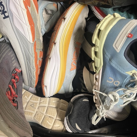 Lot 12 Pairs Of Athletic Shoes Bulk Wholesale Reseller‎ Hoka Brooks Saucony Nike main image 12